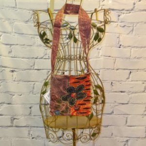 Earth Divas Fair Trade Made Purse, NWT